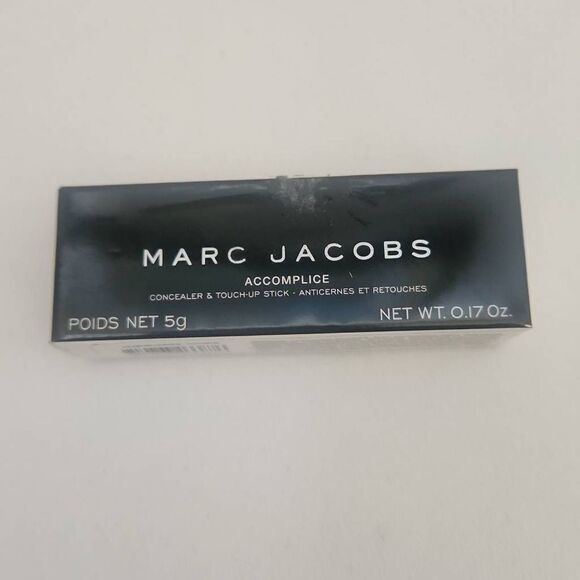 Marc Jacobs Accomplice Concealer and Touch Up Stick, Deep 50, NIB - Picture 1 of 5